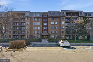 2817 Jermantown Rd, Oakton, VA 22124 - Photo 26