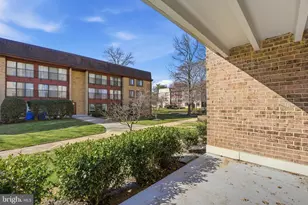 2817 Jermantown Rd, Oakton, VA 22124 - Photo 18