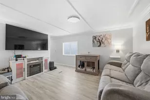 11283 Mobile Dr, Fairfax, VA 22030 - Photo 8