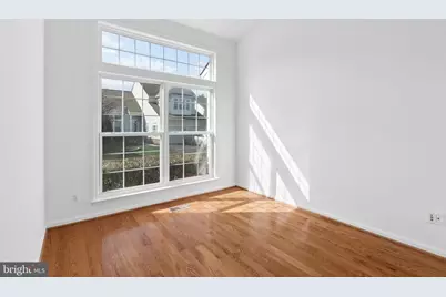 2460 Leyland Ridge Road, Herndon, VA 20171 - Photo 4