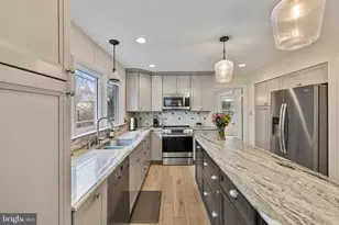 1439 Millikens Bend Rd, Herndon, VA 20170 - Photo 4