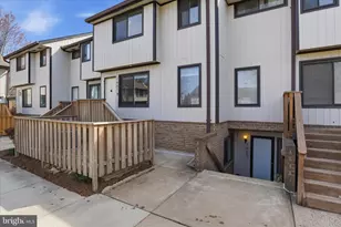 1669 Westwind Way, McLean, VA 22102 - Photo 4