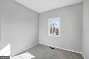 4418 Airlie Way, Annandale, VA 22003 - Photo 22