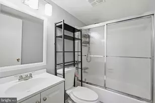 4418 Airlie Way, Annandale, VA 22003 - Photo 32