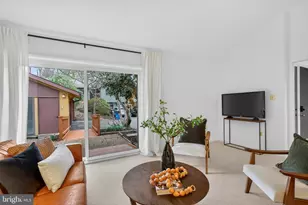 11203 Leatherwood Dr, Reston, VA 20191 - Photo 6