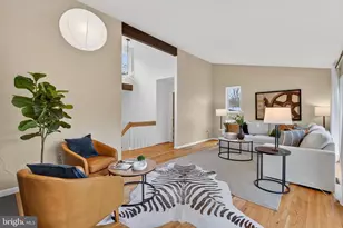 11203 Leatherwood Dr, Reston, VA 20191 - Photo 10