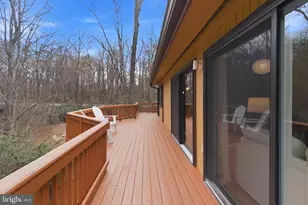 11203 Leatherwood Dr, Reston, VA 20191 - Photo 46