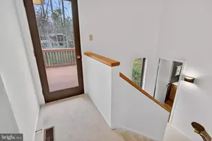 11203 Leatherwood Dr, Reston, VA 20191 - Photo 28