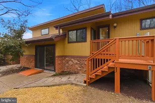 11203 Leatherwood Dr, Reston, VA 20191 - Photo 52