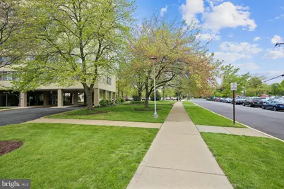 6621 Wakefield Drive #317, Alexandria, VA 22307 - Photo 24