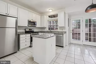 4266 Wheeled Caisson Square, Fairfax, VA 22033 - Photo 16