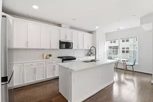 10719 Viognier Terrace, Fairfax, VA 22032 - Photo 4