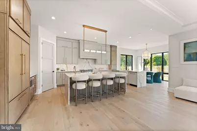 917 Timber Lane SW, Vienna, VA 22180 - Photo 8