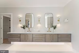 917 Timber Ln SW, Vienna, VA 22180 - Photo 26