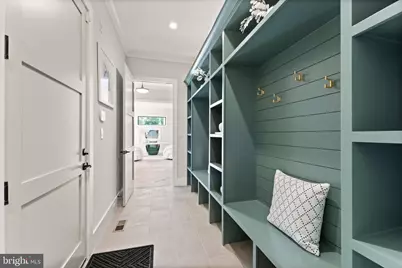 917 Timber Lane SW, Vienna, VA 22180 - Photo 20