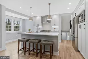 1915 Shannon Ct, Alexandria, VA 22306 - Photo 16