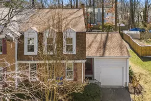 5907 Wood Sorrels Ct, Burke, VA 22015 - Photo 6