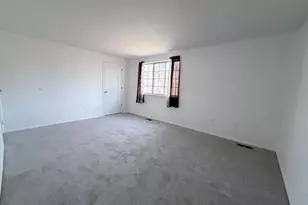 8081 Steeple Chase Ct, Springfield, VA 22153 - Photo 6