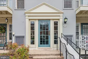 8312 Kingsgate Rd, Springfield, VA 22152 - Photo 4