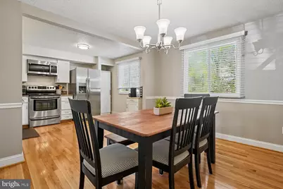 8160 Curving Creek Court, Springfield, VA 22153 - Photo 10