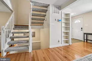 8160 Curving Creek Ct, Springfield, VA 22153 - Photo 18