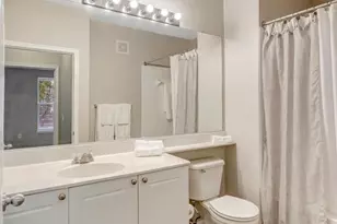 2765 Centerboro Dr, Vienna, VA 22181 - Photo 18