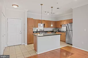 12957 Centre Park Cir, Herndon, VA 20171 - Photo 2