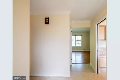 6608 Fairlawn Drive, McLean, VA 22101 - Photo 4