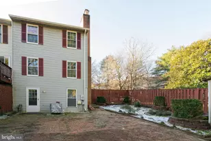 6515 Field Master Dr, Springfield, VA 22152 - Photo 44