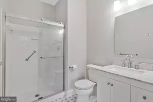 11405 Windleaf Ct, Reston, VA 20194 - Photo 18