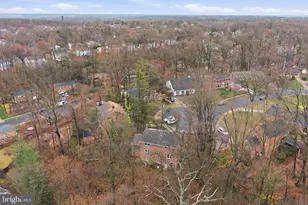 5300 Neville Ct, Alexandria, VA 22310 - Photo 2