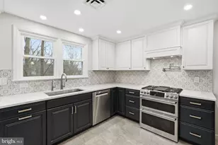 5300 Neville Ct, Alexandria, VA 22310 - Photo 8