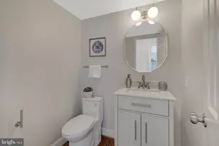 7820 Antiopi St, Annandale, VA 22003 - Photo 30