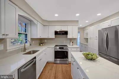 7820 Antiopi Street, Annandale, VA 22003 - Photo 16