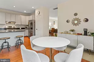 6241 Clay Pipe Ct, Centreville, VA 20121 - Photo 16