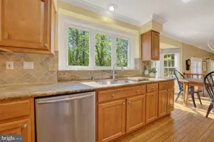 7923 Donegal Ln, Springfield, VA 22153 - Photo 14