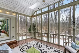 6813 Brimstone Ln, Fairfax Station, VA 22039 - Photo 24