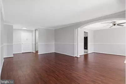 8360 Greensboro Drive #908, McLean, VA 22102 - Photo 12