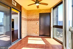 8360 Greensboro Dr, McLean, VA 22102 - Photo 38