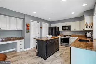 8307 Richlawn Terrace, Fairfax Station, VA 22039 - Photo 4