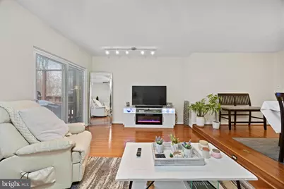 3930 Collis Oak Court, Fairfax, VA 22033 - Photo 6