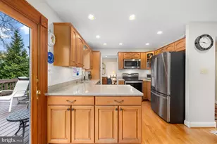 6964 Conservation Dr, Springfield, VA 22153 - Photo 10