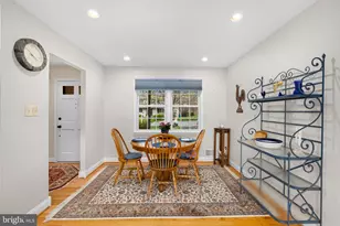 6964 Conservation Dr, Springfield, VA 22153 - Photo 8