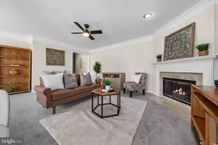 9247 Cardinal Forest Ln, Lorton, VA 22079 - Photo 10