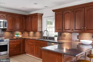 3022 Fox Den Ln, Oakton, VA 22124 - Photo 20