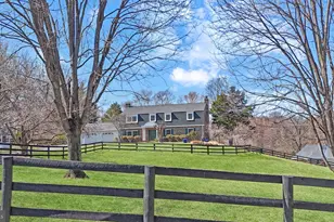 3022 Fox Den Ln, Oakton, VA 22124 - Photo 4