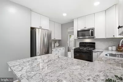 13179 Ladybank Lane, Herndon, VA 20171 - Photo 14