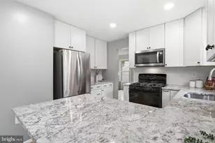 13179 Ladybank Ln, Herndon, VA 20171 - Photo 18