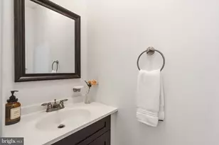 2313 Huntington Station Ct, Alexandria, VA 22303 - Photo 10