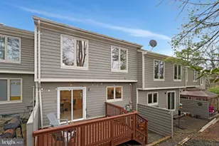 11123 Lakespray Way, Reston, VA 20191 - Photo 16